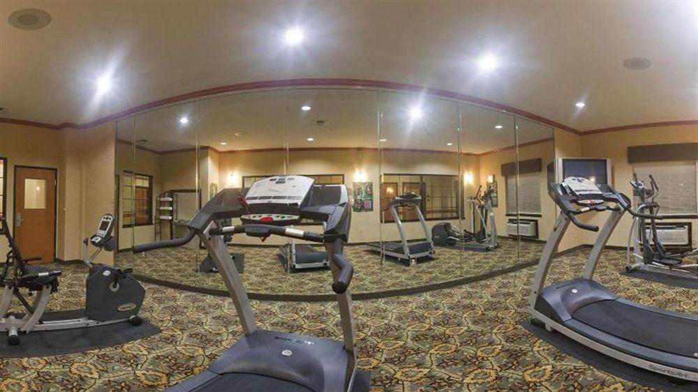 Holiday Inn Express Hotel And Suites Fairfield-North By Ihg Bagian luar foto
